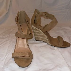 Tan suede strappy wedge espadrilles.     Style: Genova